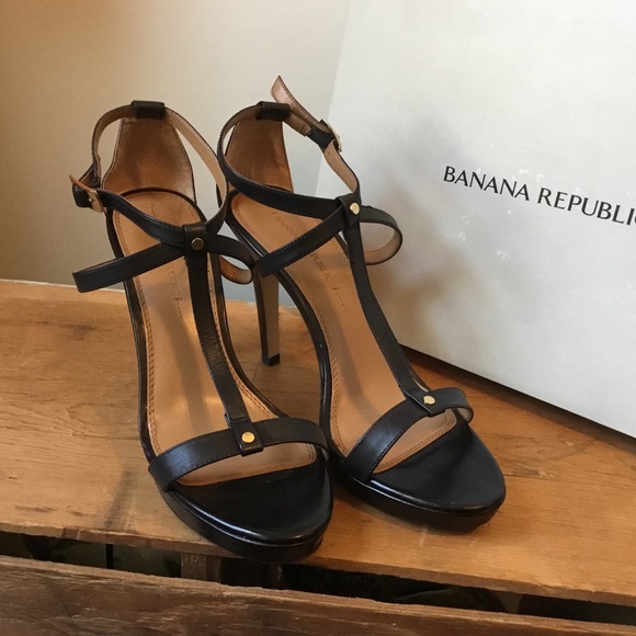 Banana Republic Shoes - Banana Republic Black Strappy High Heel